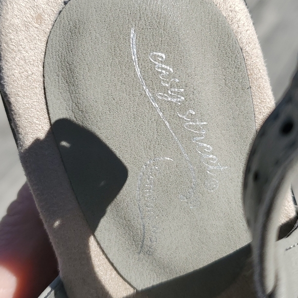 EASY STREET SANDAL CONFORT WAVE SIZE 6 1/2 - Picture 15 of 17